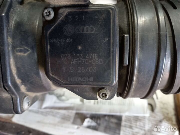 Корпус воздушного фильтра с дмрв Ауди А-4, В-6