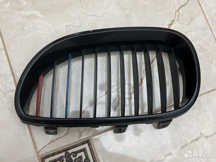 Решетка радиатора bmw e60