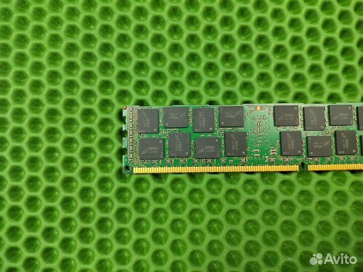 Память DDR3 16 GB 1866MHz ECC REG micron Серверная