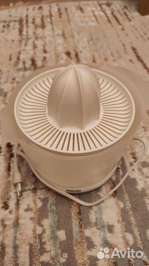 Соковыжималка Philips HR1823 Daily Collection