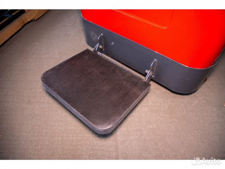 Электроштабелер TOR