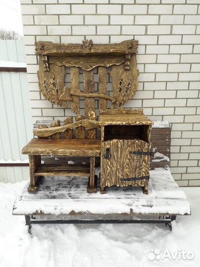 Деревянные декоративные вешалки