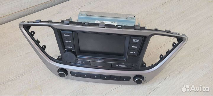 Магнитола hyundai solaris 2 на запчасти