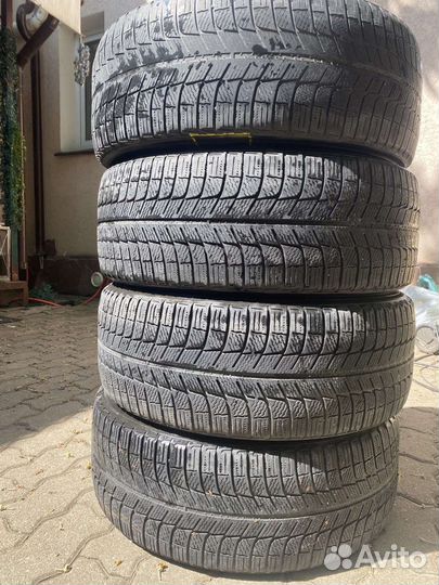 Michelin X-Ice 215/55 R17 98H
