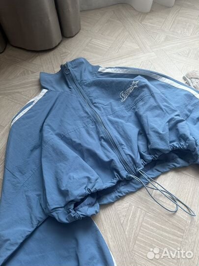 Ветровка женская