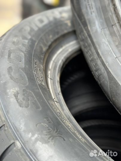 Pirelli Scorpion 215/60 R16