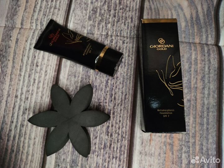 Продукция Орифлейм (Тоналка, крема, помады)