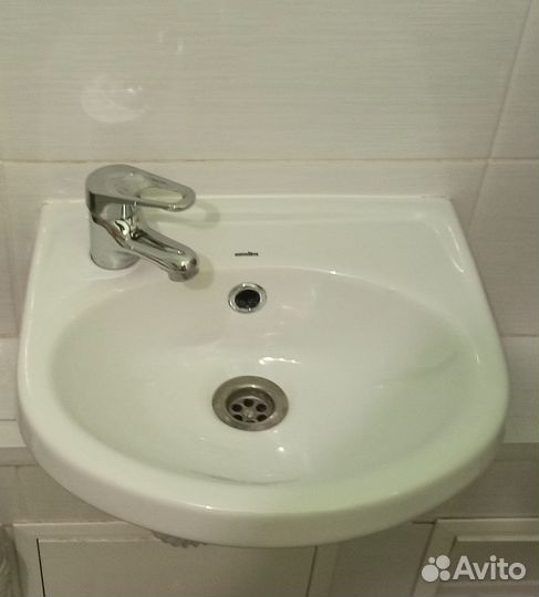 Раковина маленькая + смеситель