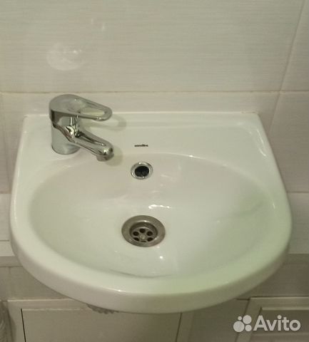 Раковина маленькая + смеситель
