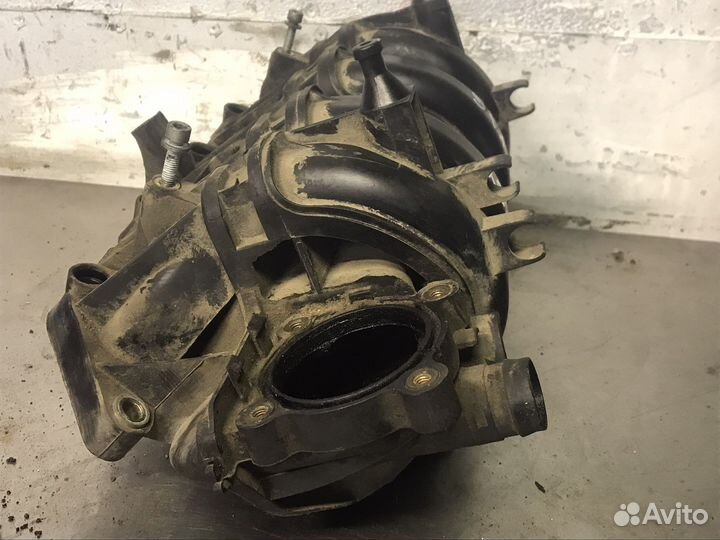 Коллектор впускной BBY 1.4 Vag VW Skoda Seat Audi