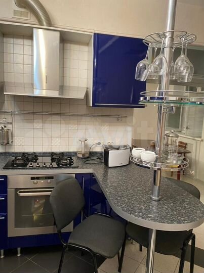 3-к. квартира, 184,6 м², 1/2 эт.