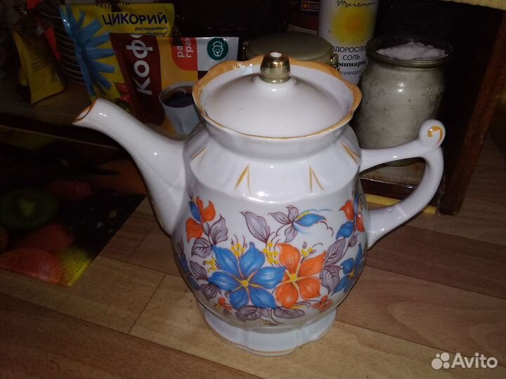 Чайник заварочный и кастрюлька керамические