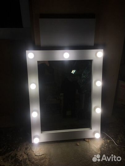 Гримерные зеркала с производства