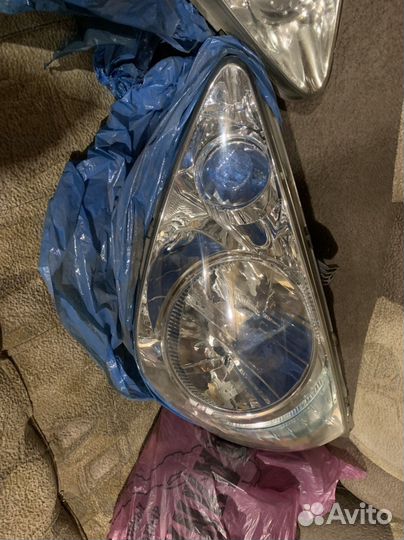 Передние фары Хонда фит