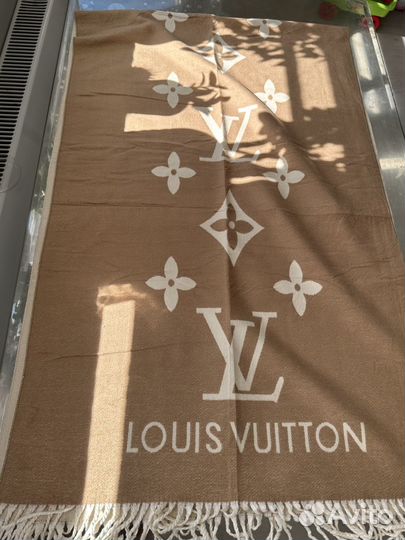 Палантин женский теплый Louis Vuitton