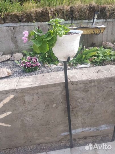 Подставка для цветов