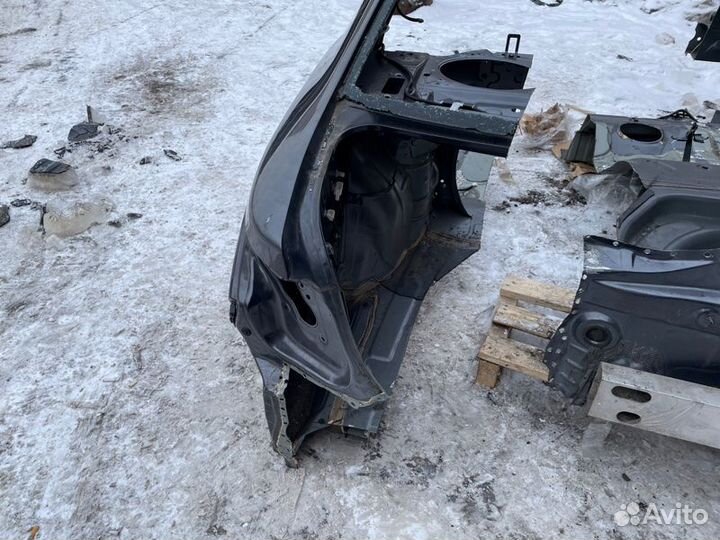 Элемент кузова (крыло заднее) Toyota Camry 50