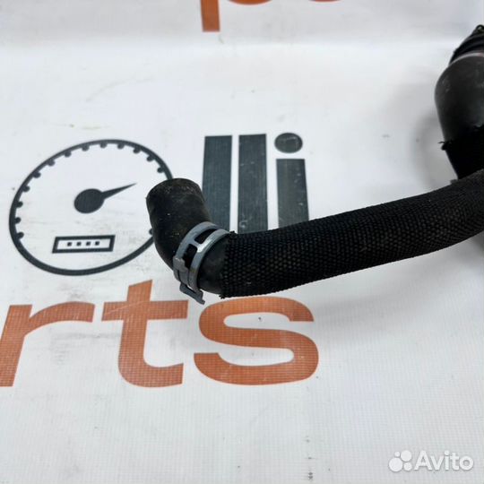 Патрубок системы охлаждения Audi A6 C8 2019