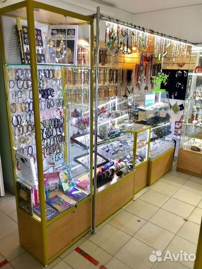 Витрина из алюминиевого профиля