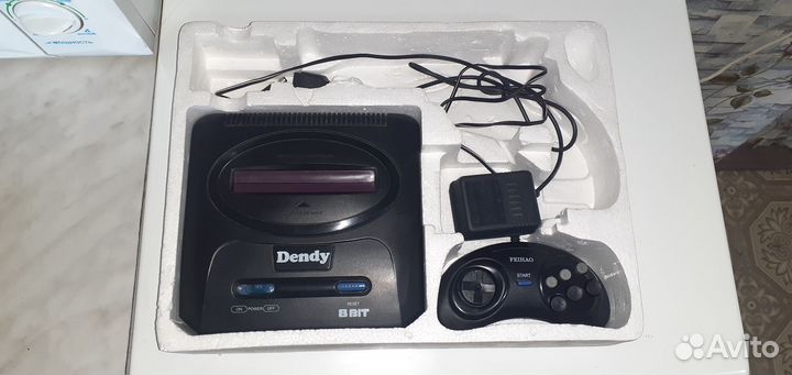 Игровая приставка dendy