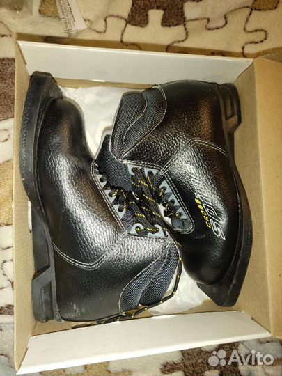 Новые коньки фигурные унисекс Atemi р.42 на 41