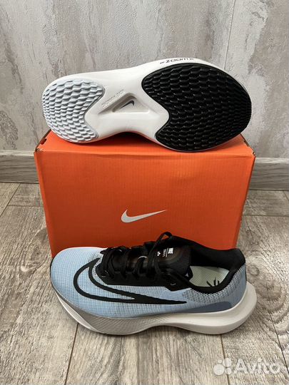 Кроссовки Nike zoom Fly 5