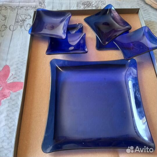 Ваза для фруктов на ножке цветное стекло СССР