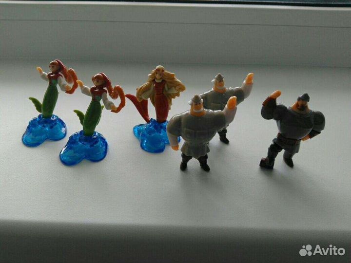 Игрушки Киндер 