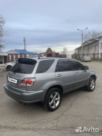 Toyota Harrier 2.4 AT, 2001, 241 235 км