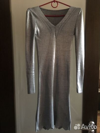 Продам платье