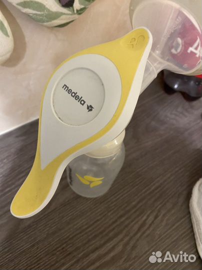 Молокоотсос medela ручной