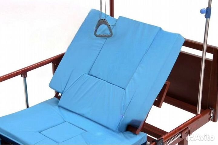 Медицинская кровать для инвалидов