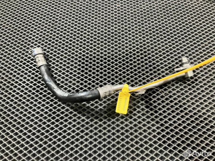 Патрубок (трубопровод, шланг) Audi A8 D4/4H 2013