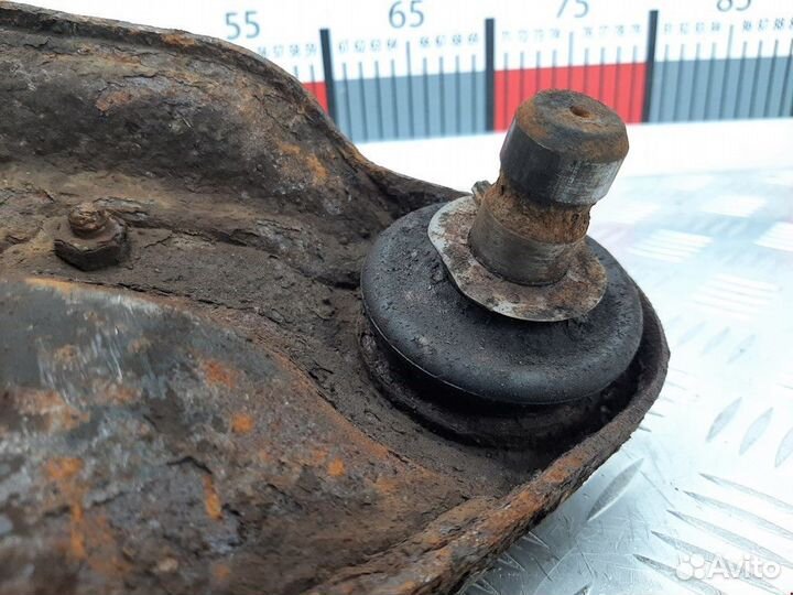 Рычаг задний правый Nissan Pathfinder R51 2006