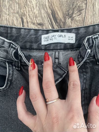 Джинсы женские широкие