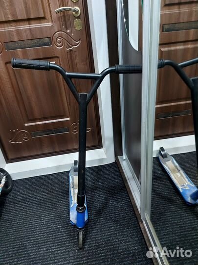 Самокат трюковой