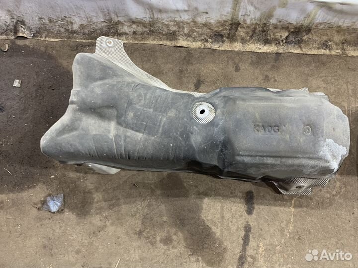 Тепловой экран центрального тонеля Mazda CX-5 KF