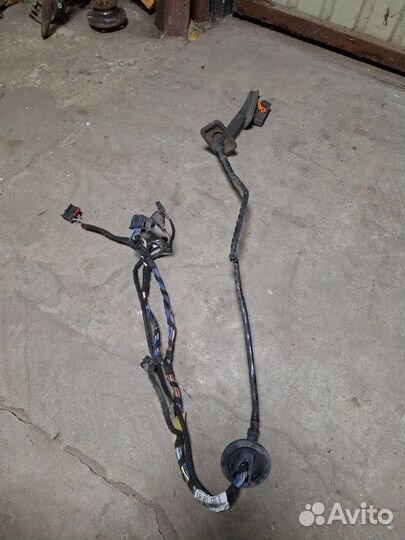 Проводка передней левой двери skoda rapid