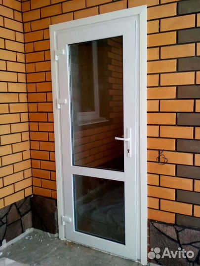 Окна в Успенском