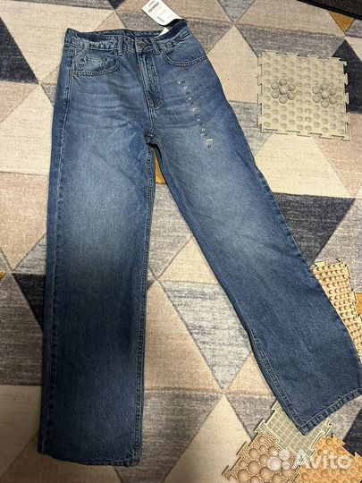 Джинсы женские