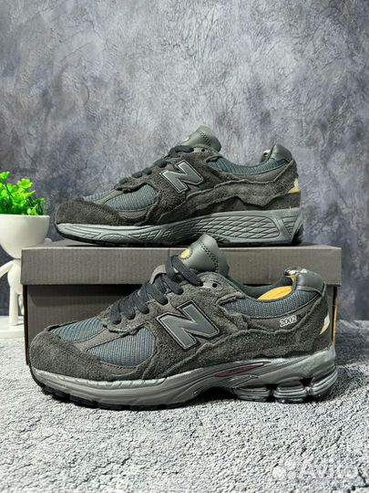 Кроссовки NEW balance 2002