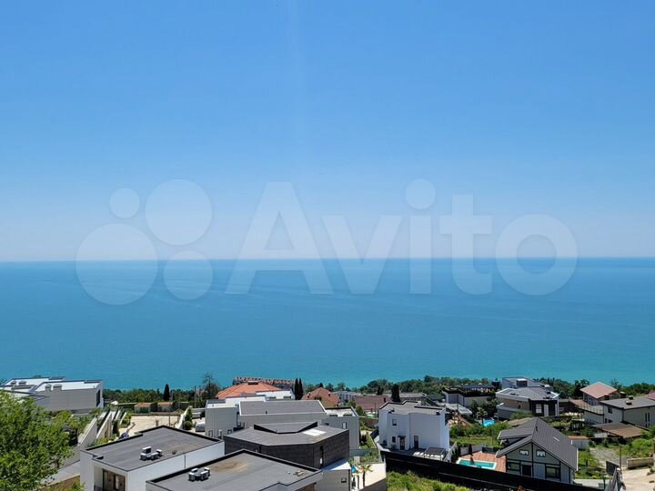 Дом 210 м² на участке 8 сот.