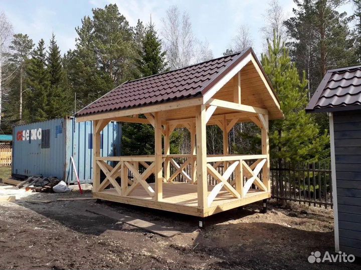 Бригада строителей