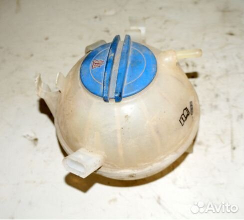 Бачок расширительный Volkswagen Golf VI