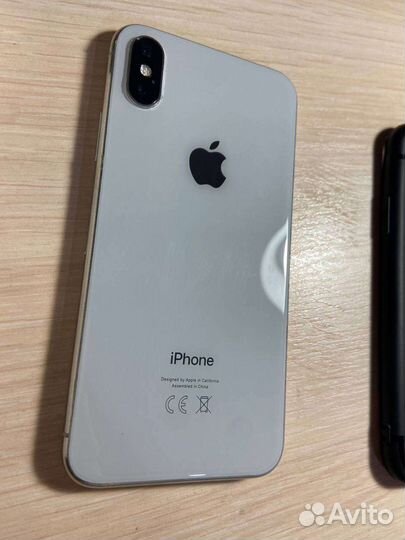 Телефон iPhone X 64/71 RU/A