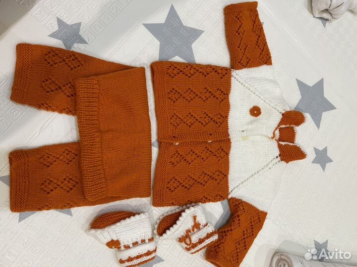 Теплый вязанный костюм