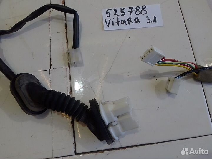 Электропроводка двери задняя (Suzuki Vitara)