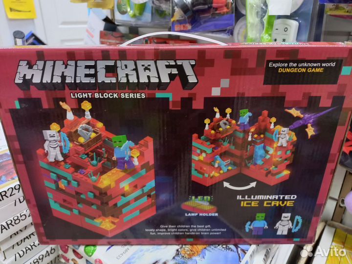 Конструктор Майнкрафт / Нападение на красную крепо