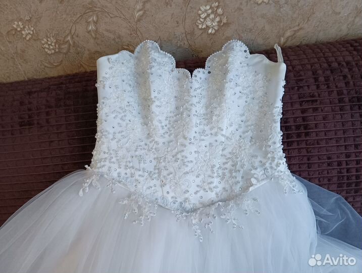 Свадебное платье пышное