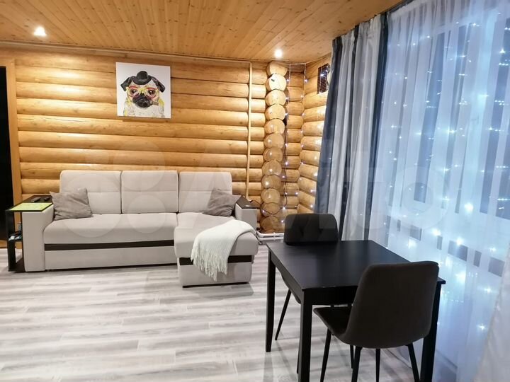 Дом 195 м² на участке 45 сот.